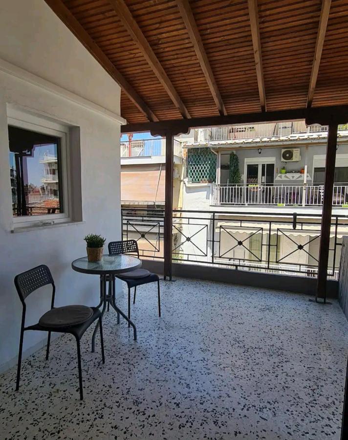 Apartment In The Heart Of The City 3A Larissa Luaran gambar