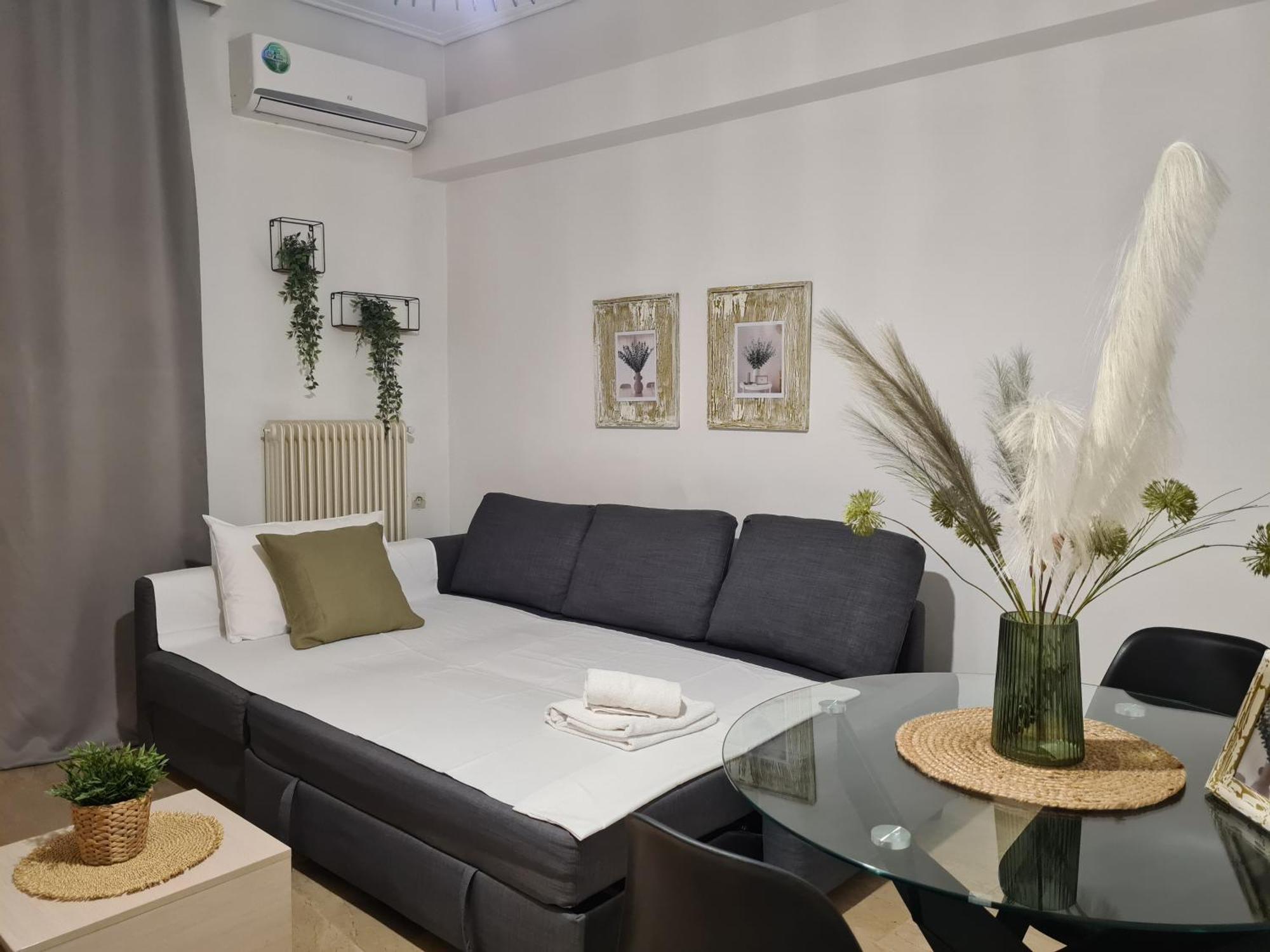 Apartment In The Heart Of The City 3A Larissa Luaran gambar