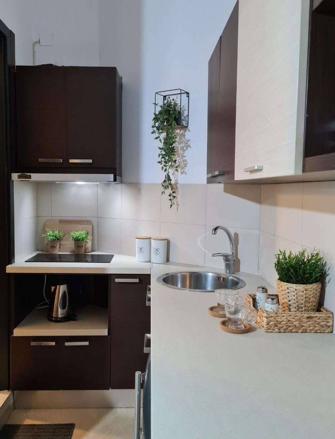 Apartment In The Heart Of The City 3A Larissa Luaran gambar