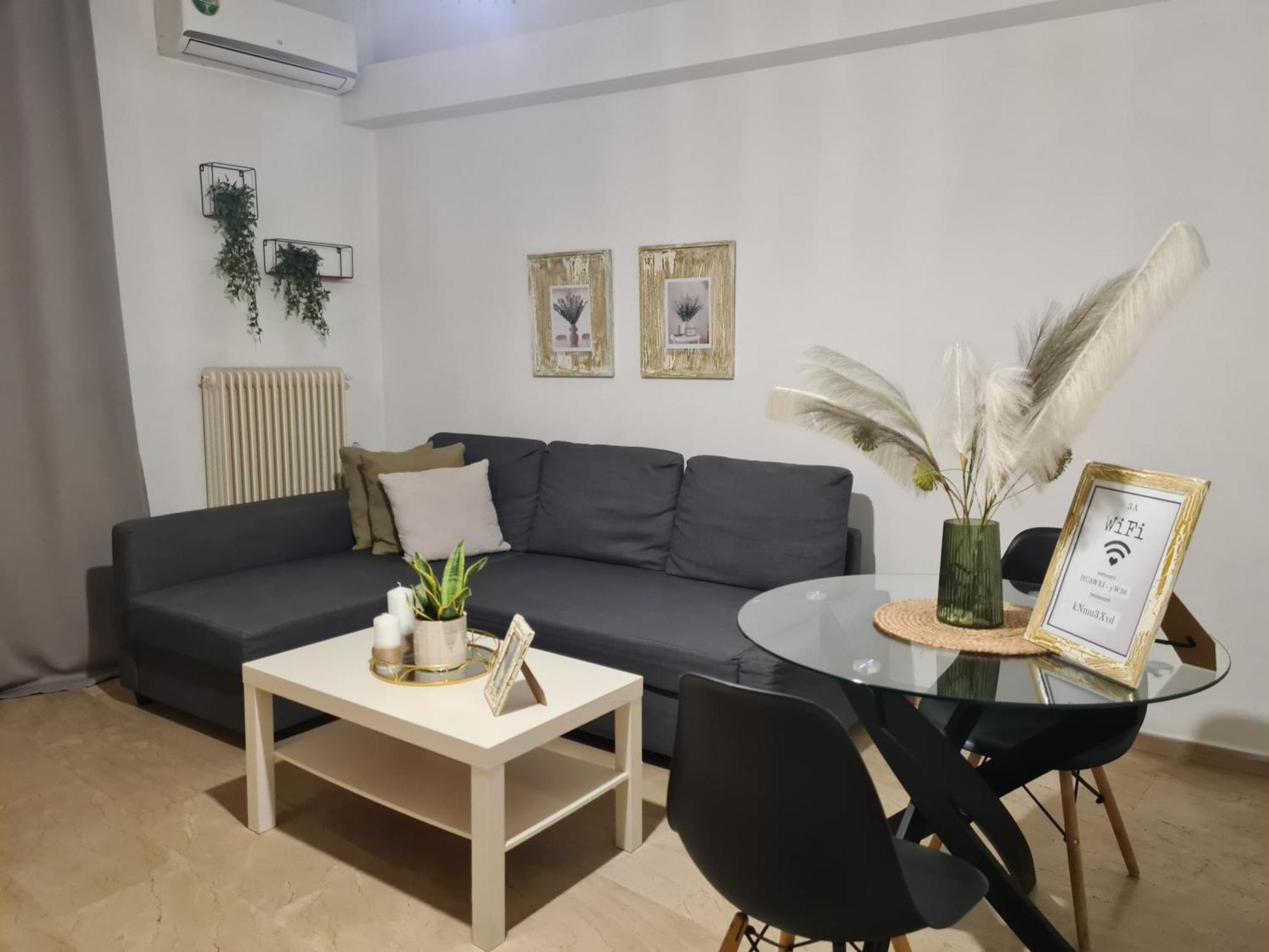 Apartment In The Heart Of The City 3A Larissa Luaran gambar