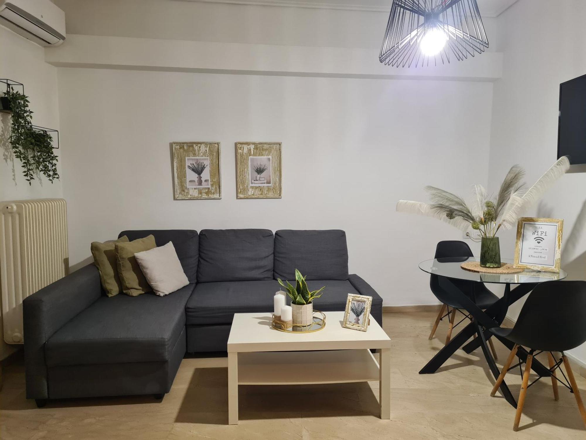 Apartment In The Heart Of The City 3A Larissa Luaran gambar