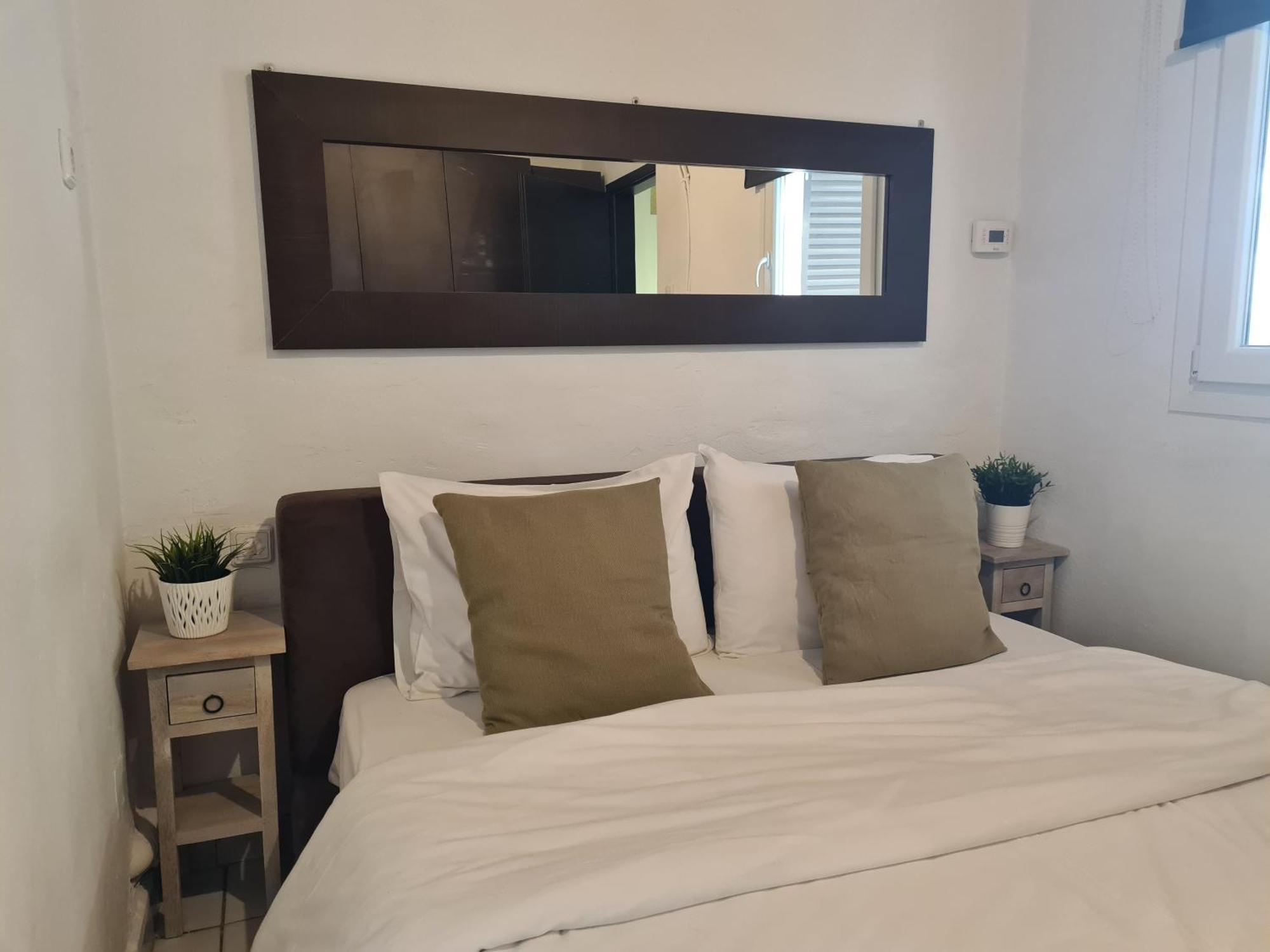 Apartment In The Heart Of The City 3A Larissa Luaran gambar